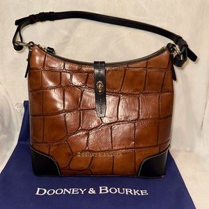 Dooney & Bourke purse with dust bag. EUC